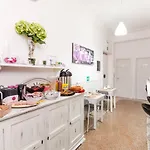 Re Di Luna فندق مبيت وإفطار